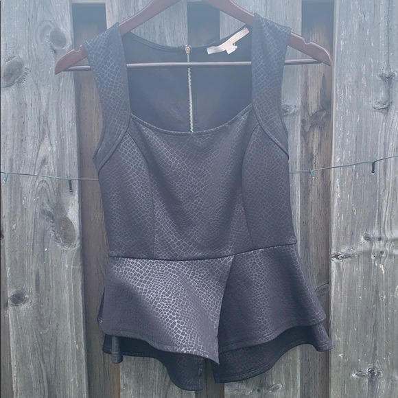 Guess Peplum style top​ - Picture 1 of 3